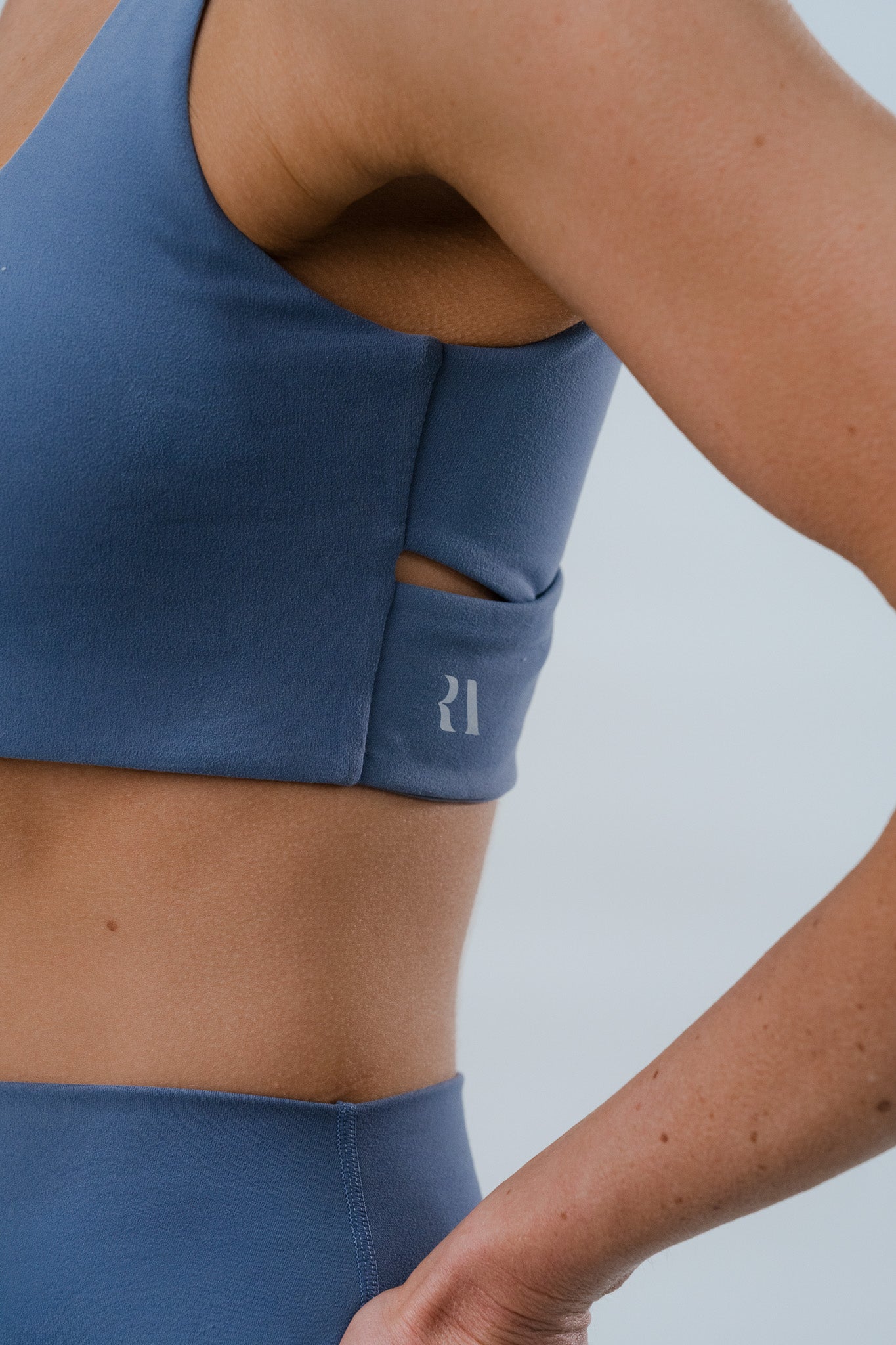 Bandage Crop . Dusk - Rue Avenue Activewear