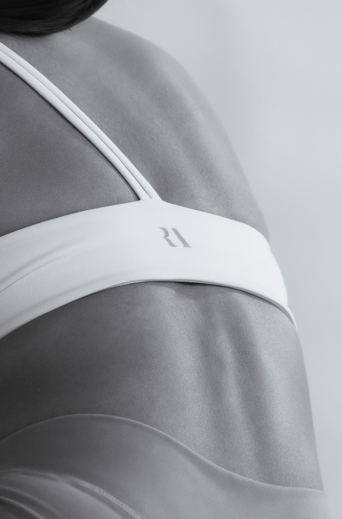 SINGLE STRAP CROP . WHITE - Rue Avenue Activewear