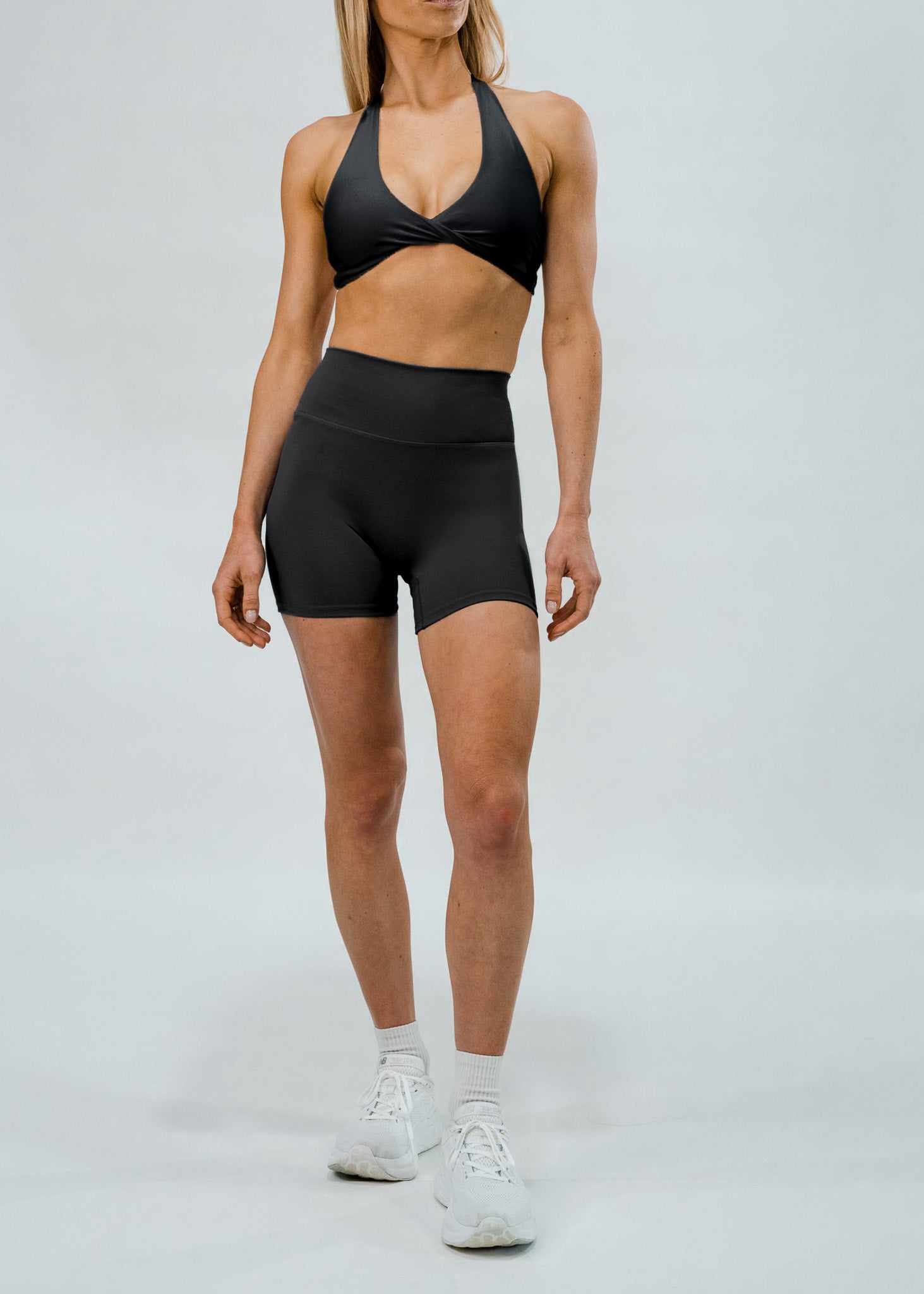 TWIST CROP . BLACK - Rue Avenue Activewear
