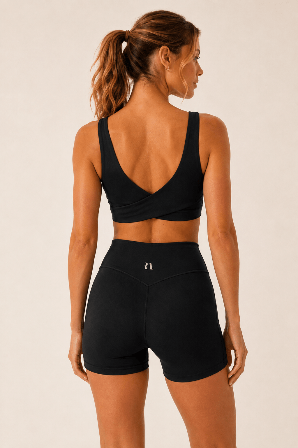 Shorts . BLACK - Rue Avenue Activewear